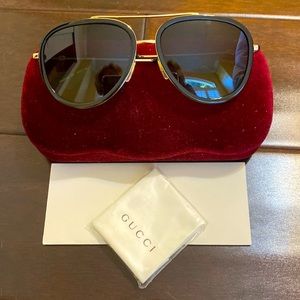 Gucci Aviator Sunglasses Brand New!